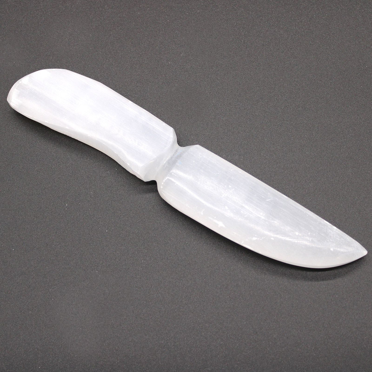 Couteau rituel classique en sélénite