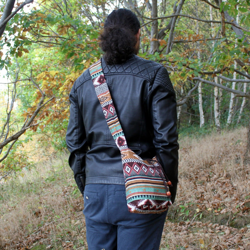 Sac Sling Jacquard Ethnique – Coloris Chocolat | Style Népalais | Artisanal