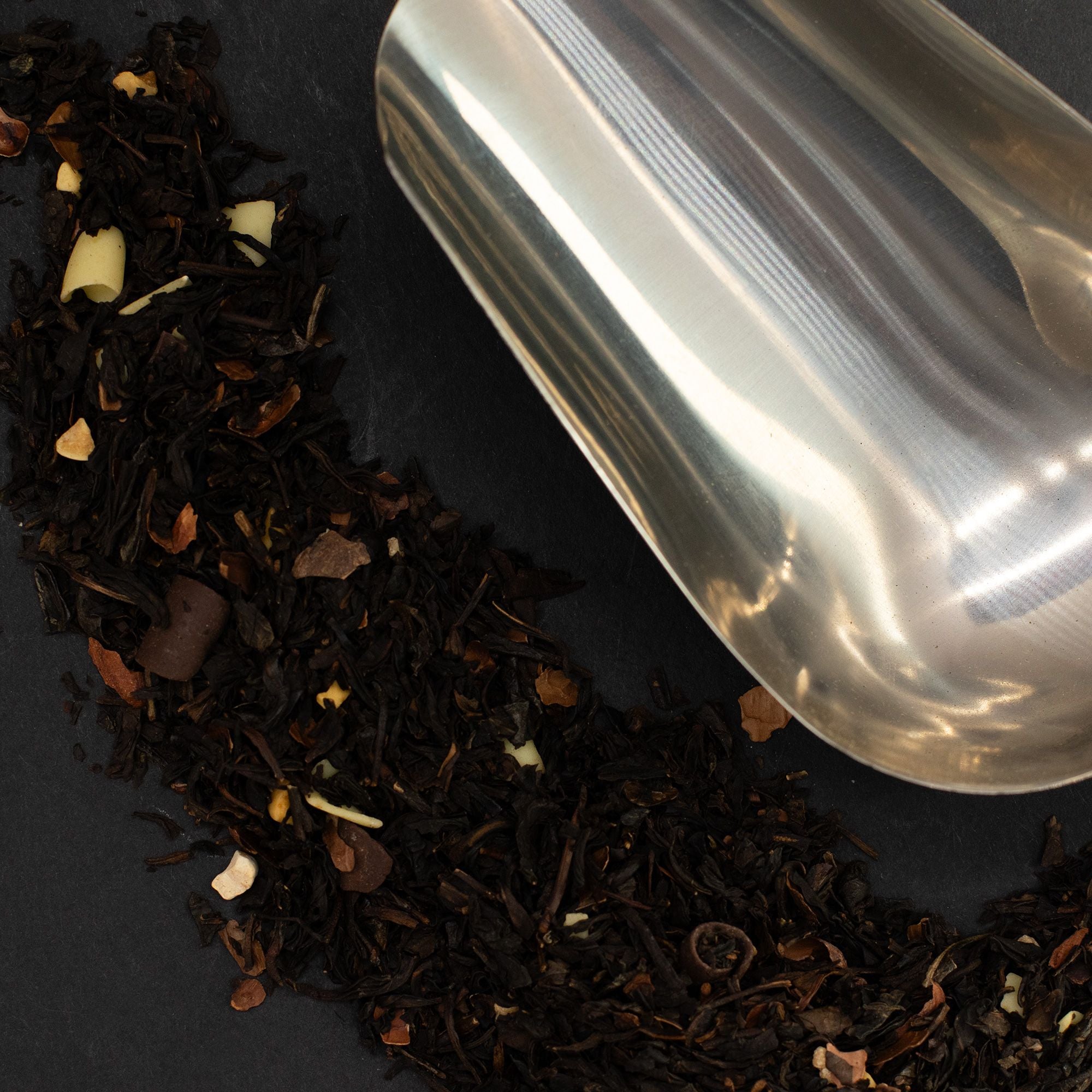 Thé Noir Dark Brown Magic 50g – Mélange Chocolat & Amande Artisanal | Boîte Métallique