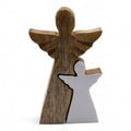 * Ange abritant un petit ange en bois de manguier – Émail blanc