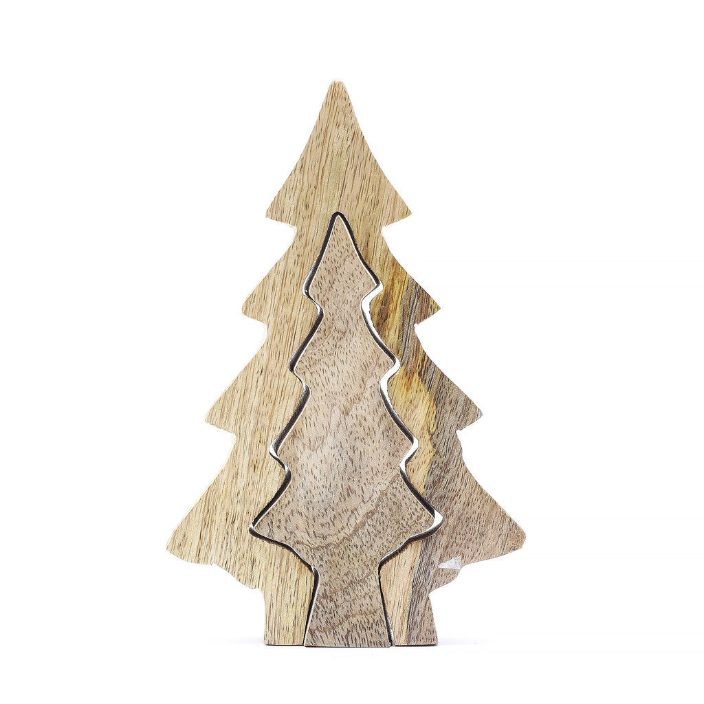 * Perdu dans la forêt – Petite décoration en bois sapin dans un sapin – 15 × 10 cm
