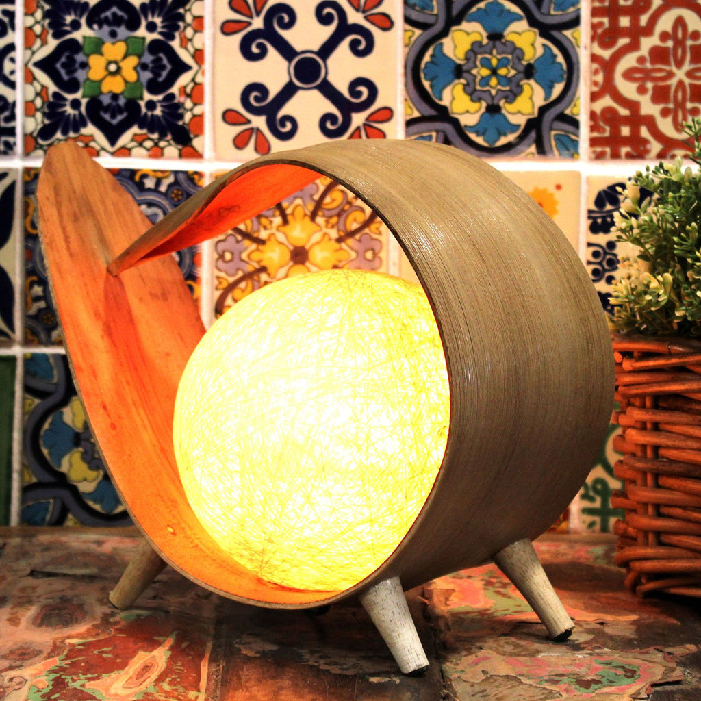 * Lampe naturelle en feuille de cocotier, forme enveloppante naturelle