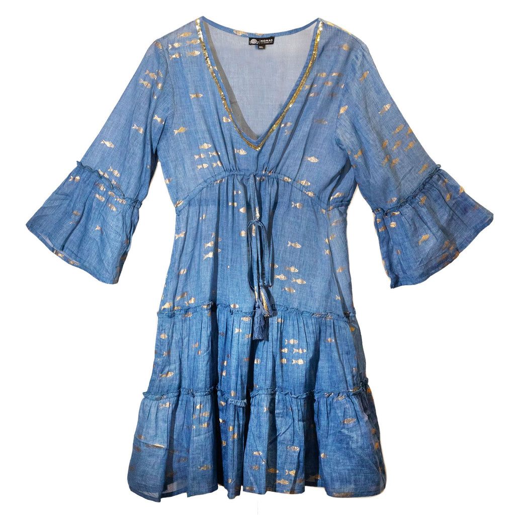 Robe Femme Bleu Mer & Poisson Doré – Col V Doré & Jupe À Volants | Collection Nomad Sari Méditerranée (M/L)