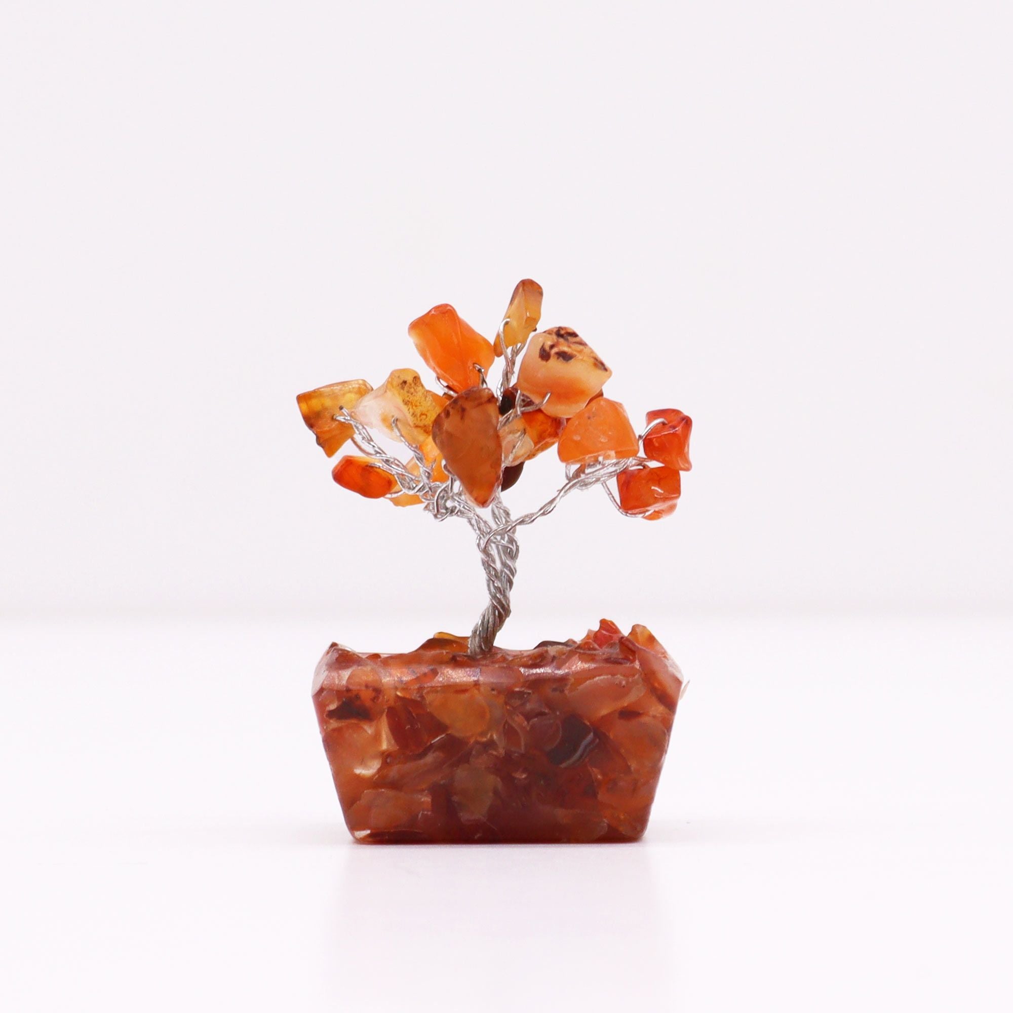 Mini Arbres en Pierres Précieuses sur Base d'Orgonite – Cornaline (15 pierres)