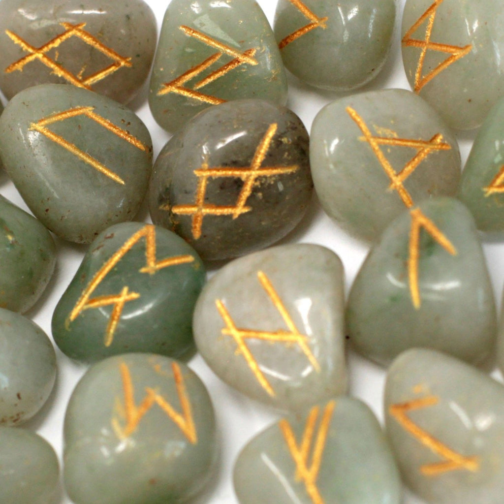 Set de Pierres Runiques en Pochette – Aventurine Verte