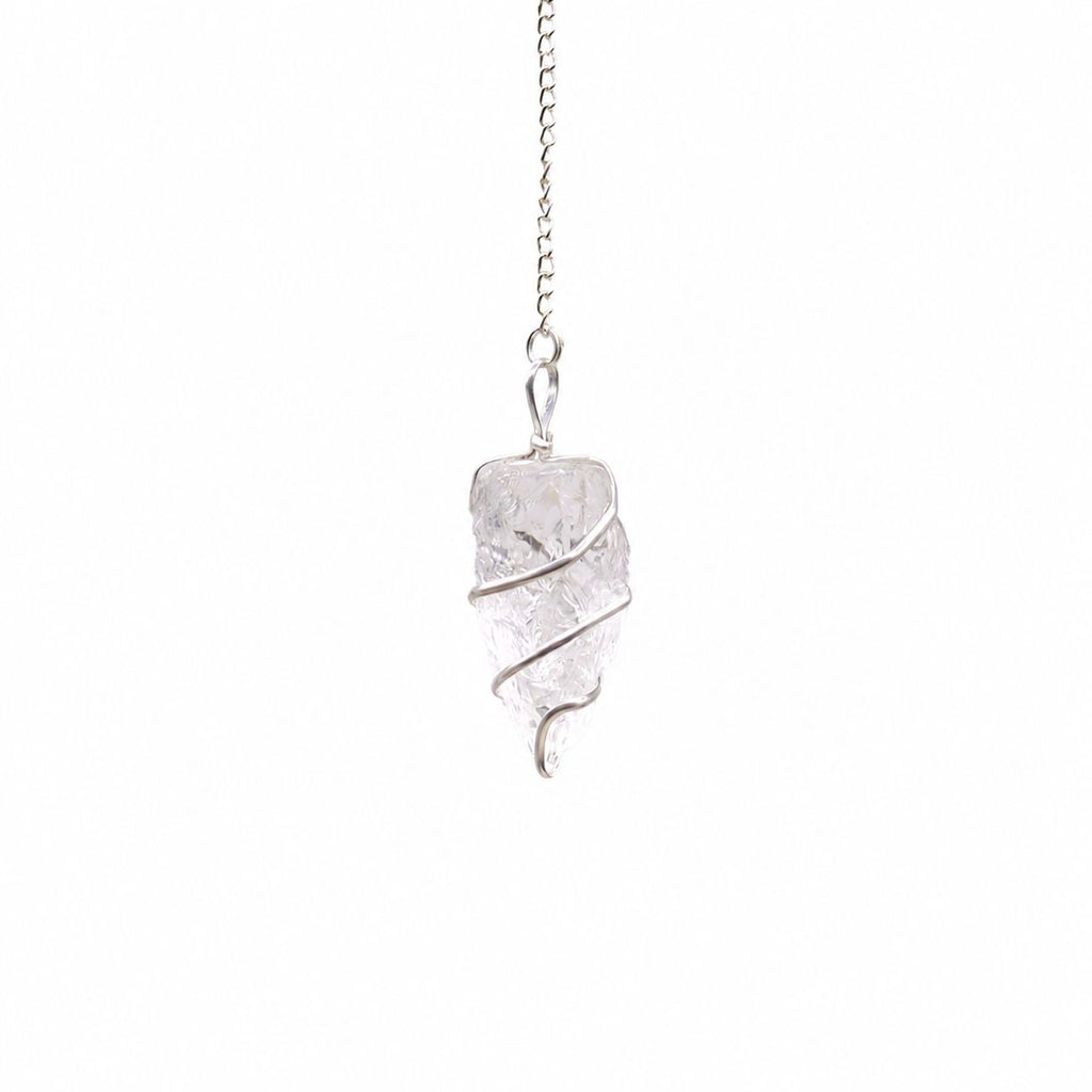 Pendule en cristal de roche brut