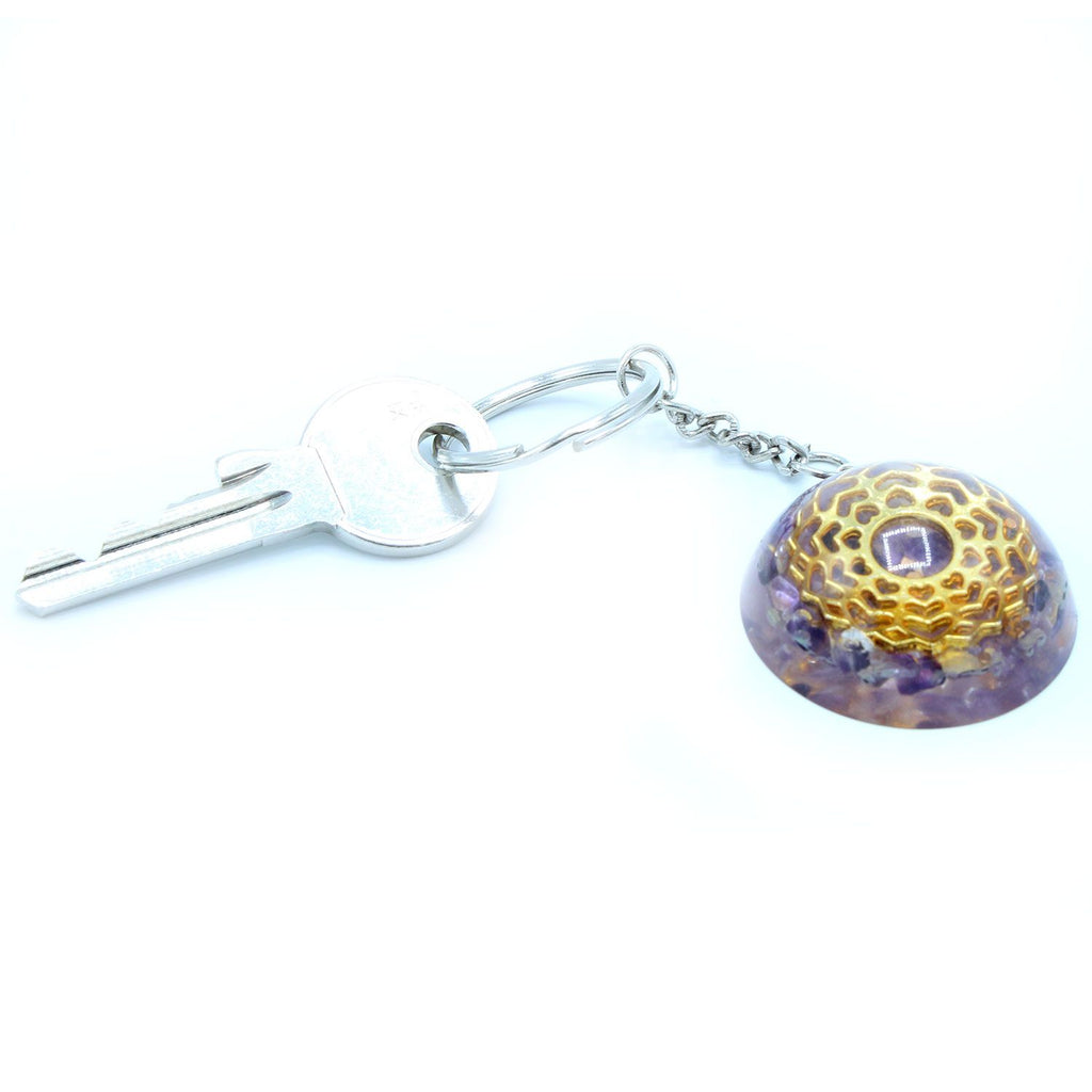 * Porte-clés en orgonite – Améthyste, mandala et cœurs
