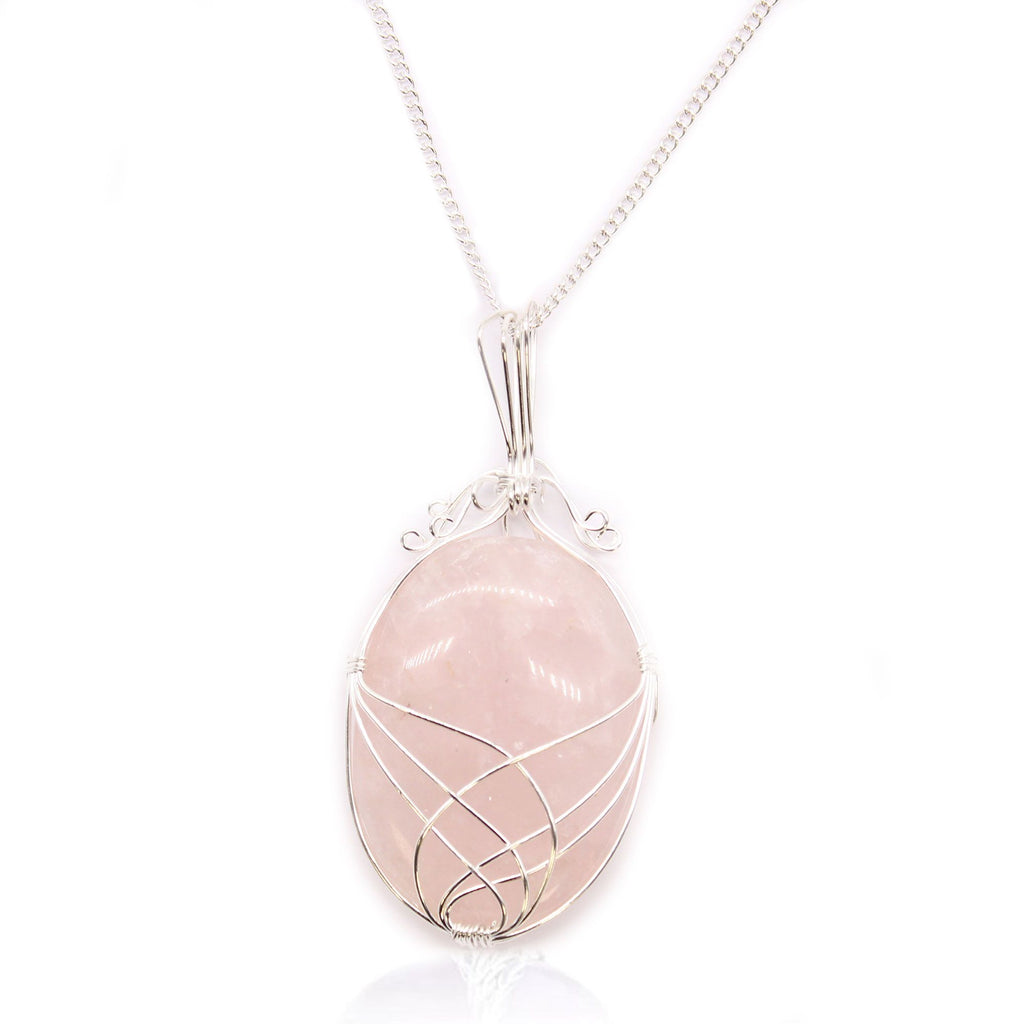 Collier en quartz rose avec enroulement en spirale