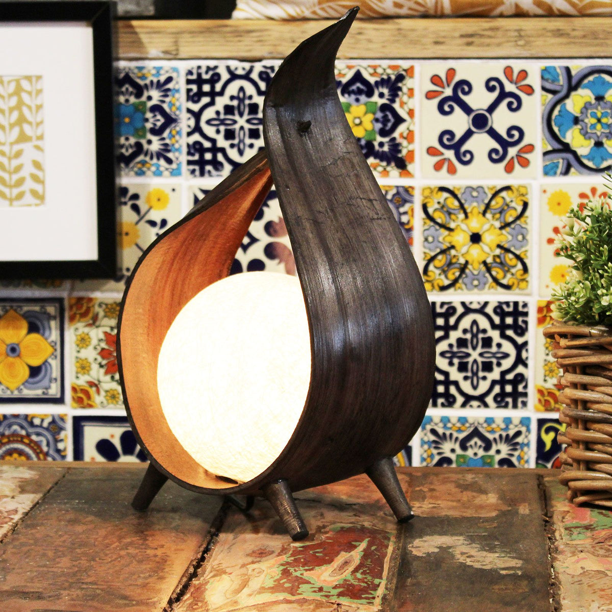* Lampe naturelle en feuille de cocotier, torsade enveloppante chocolat