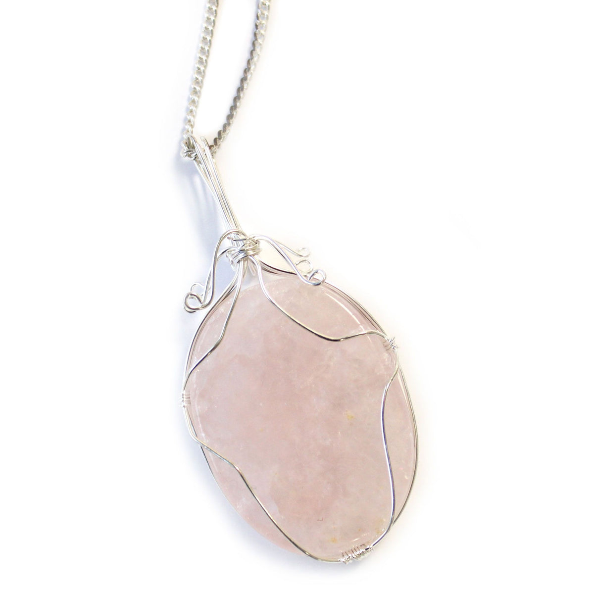Collier en quartz rose avec enroulement en spirale