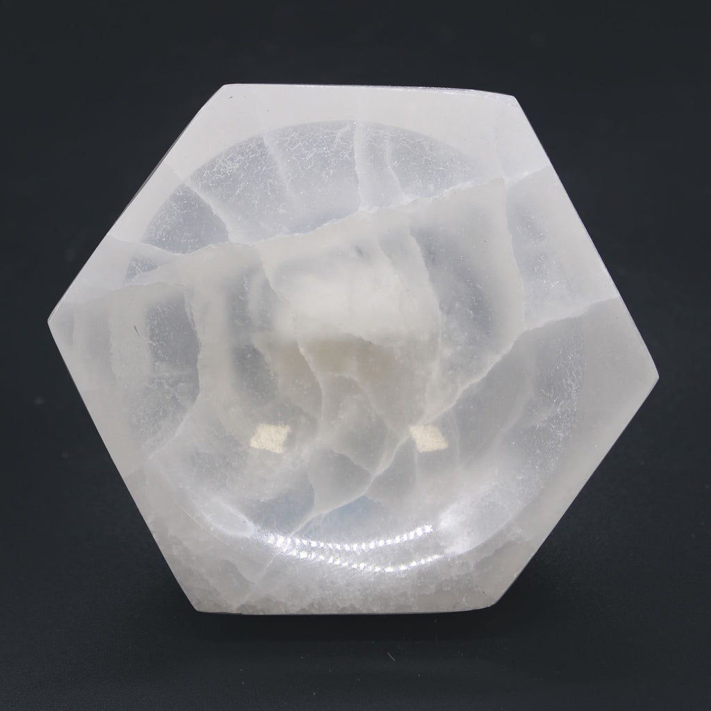 Coupelle hexagonale en sélénite – 10 cm