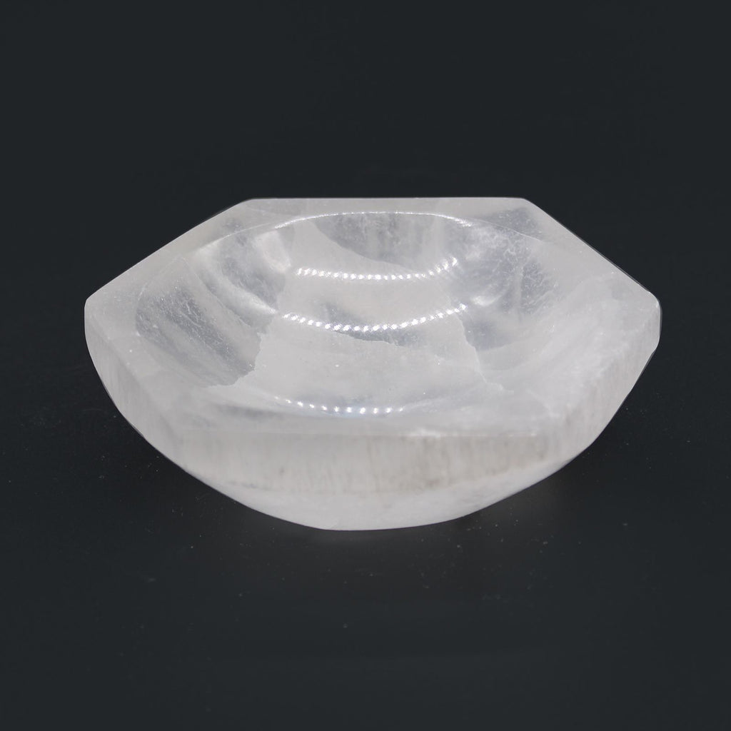Coupelle hexagonale en sélénite – 10 cm