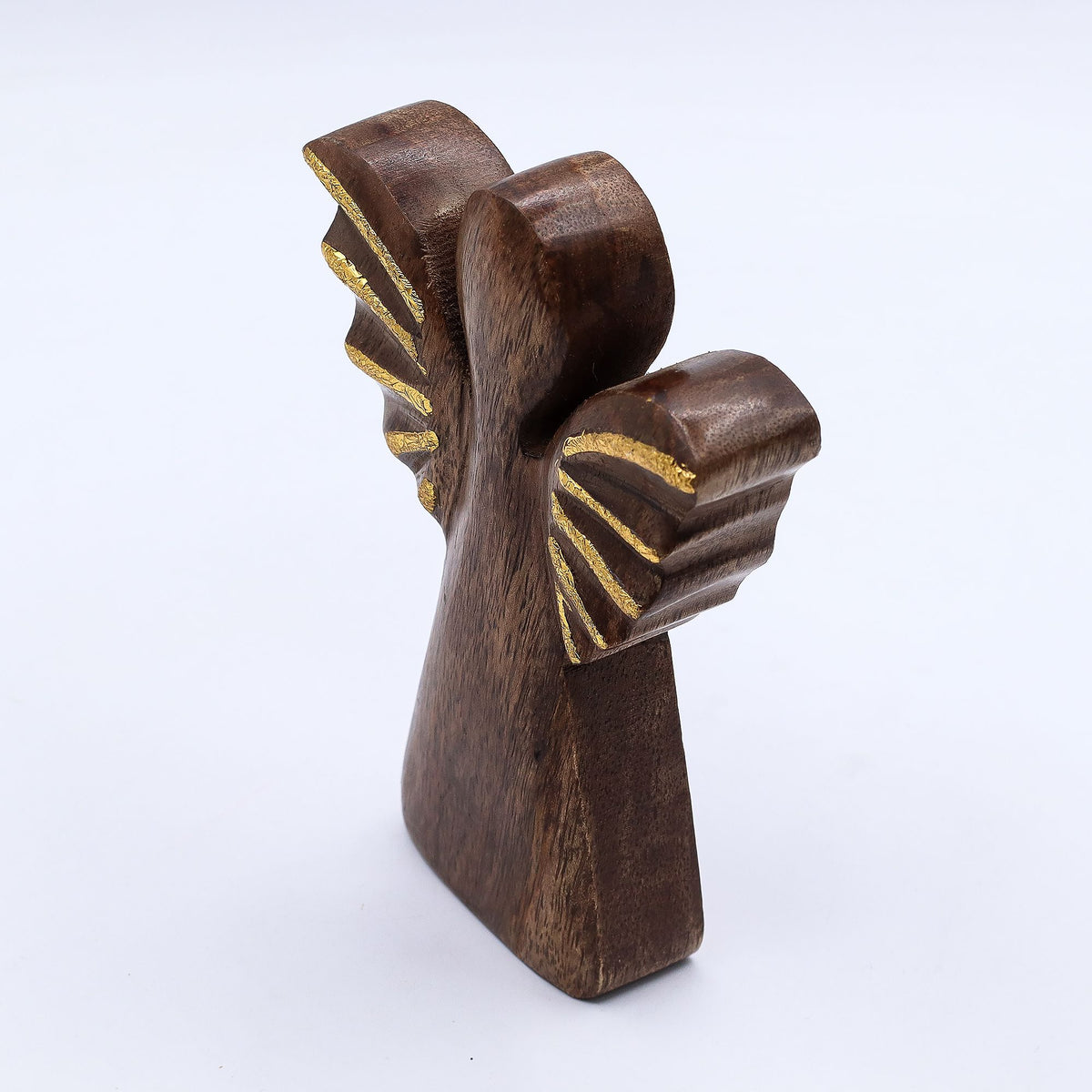 * Ange en bois de manguier, taille moyenne – Décor doré