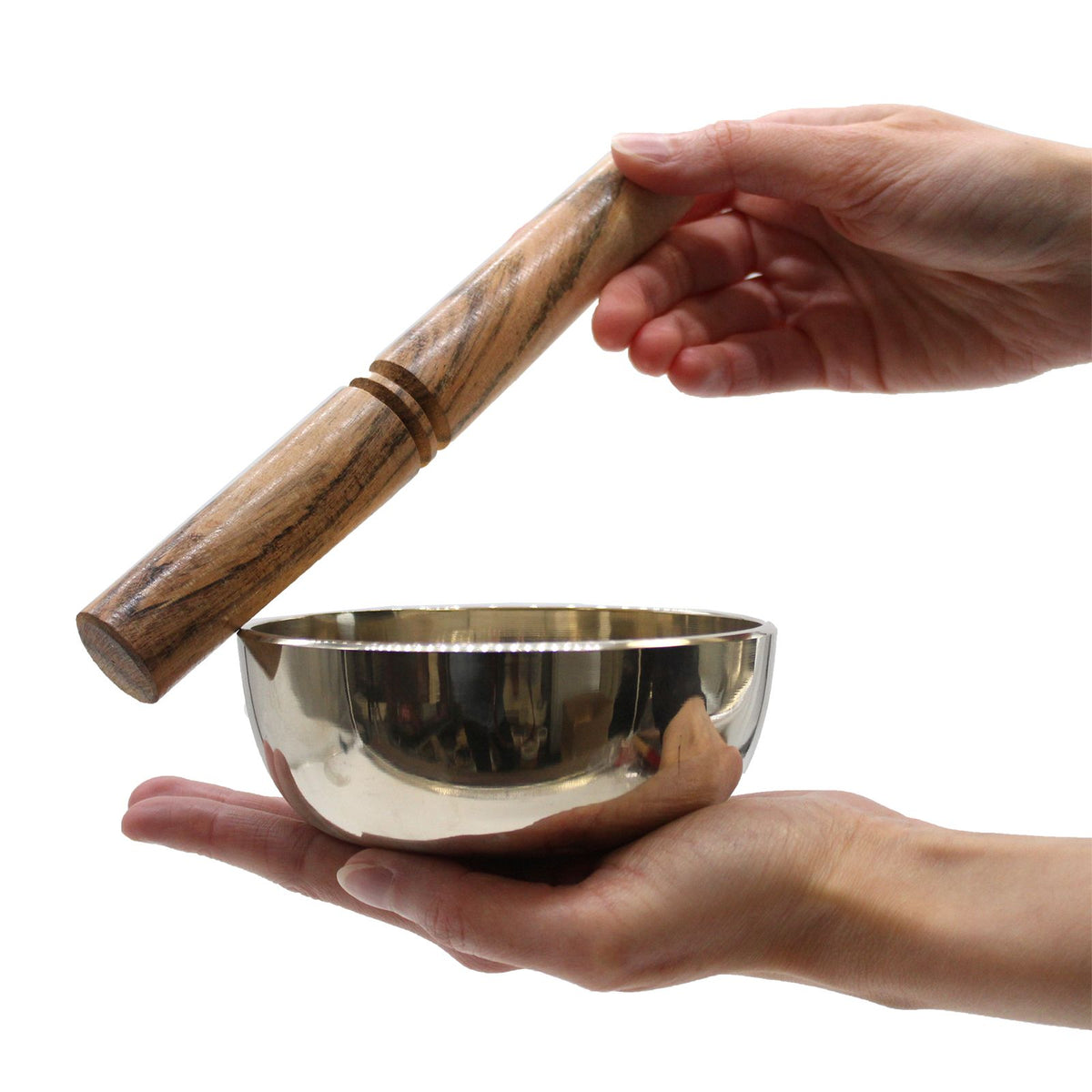 * Bol chantant en laiton de taille moyenne, 12 cm