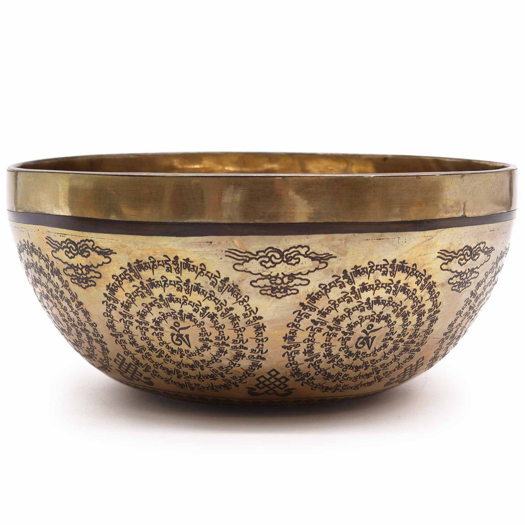 * Bol chantant tibétain gravé Om et Bouddha, 21 cm