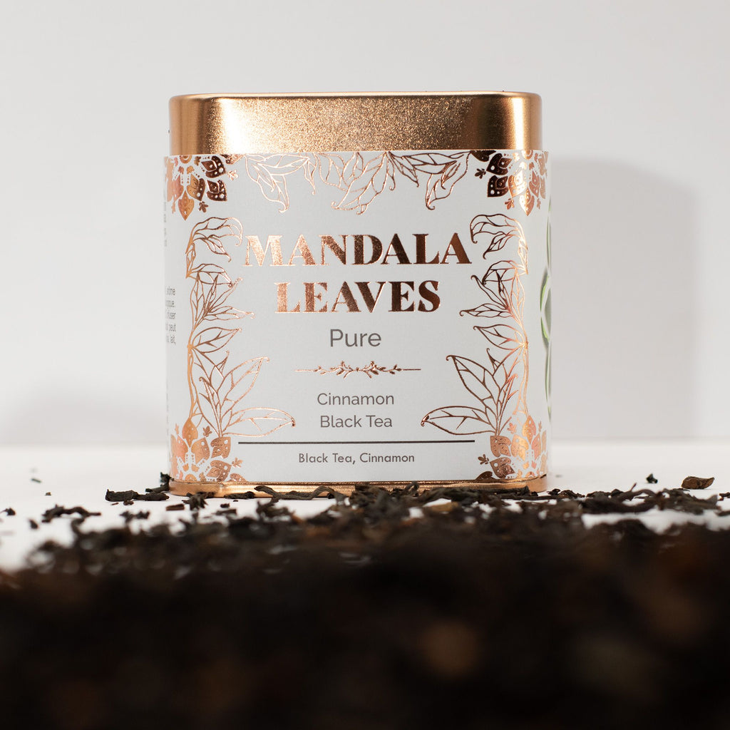Thé Noir Bio à la Cannelle 50g – Mélange Artisanal Chaleureux & Réconfortant | Boîte Métallique