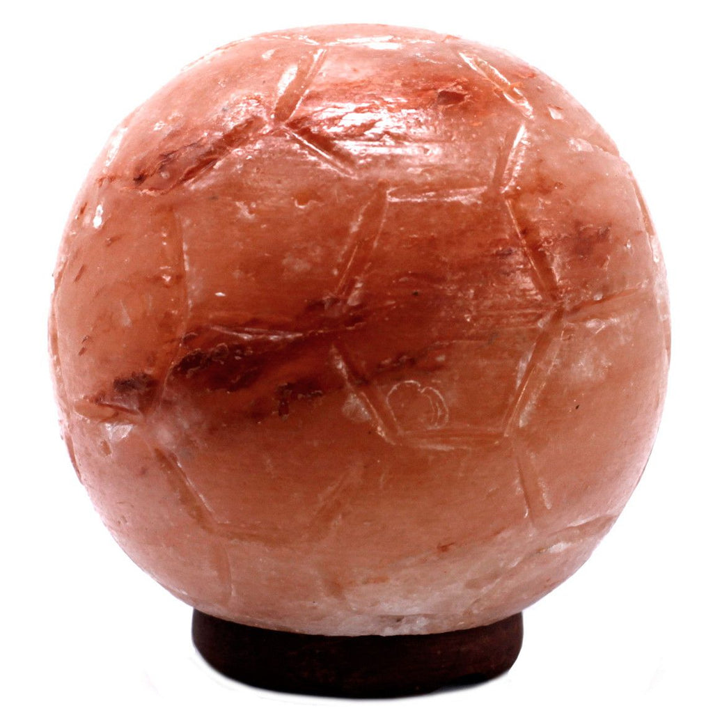 * Lampe en sel de l’Himalaya sculptée en ballon de football