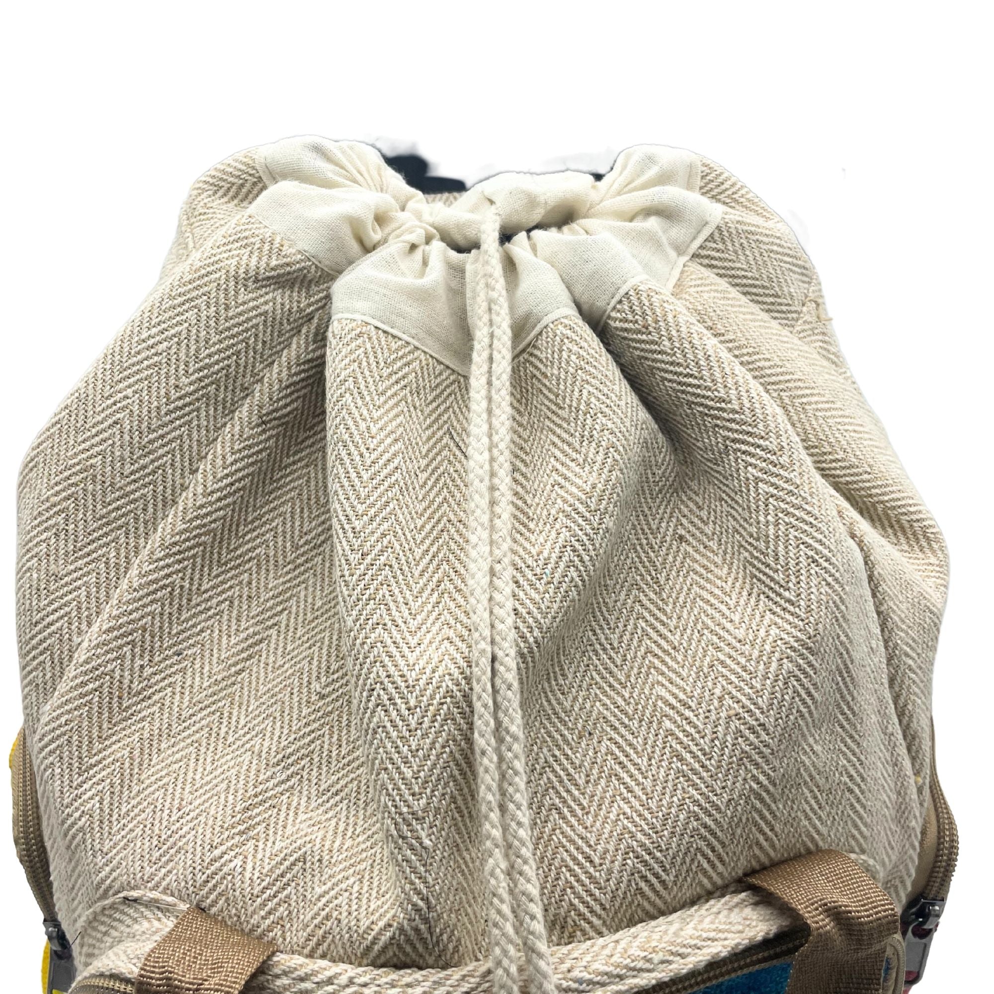 Grand Sac à Dos Carré Tie-Dye en Chanvre – Teinture Artisanale | Fait Main Népal