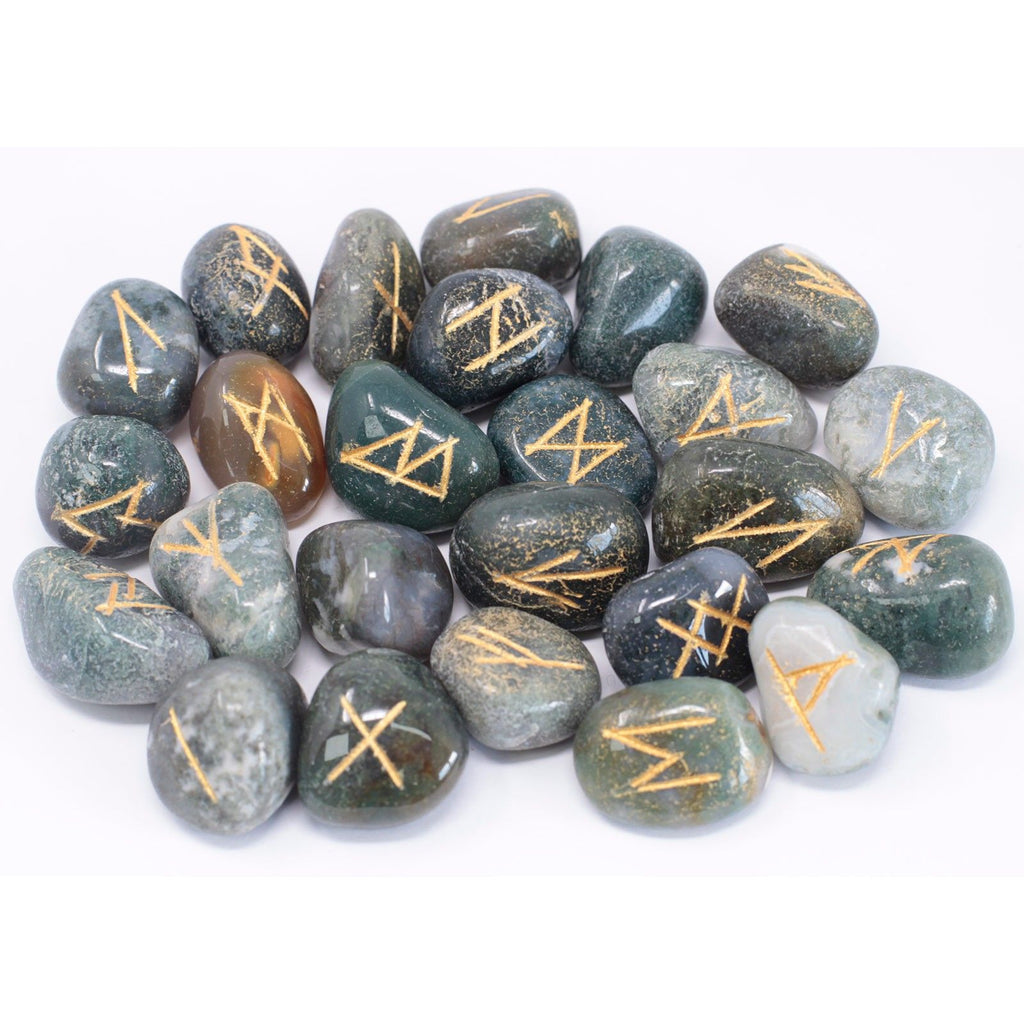 Set de Pierres Runiques en Pochette – Agate Mousse