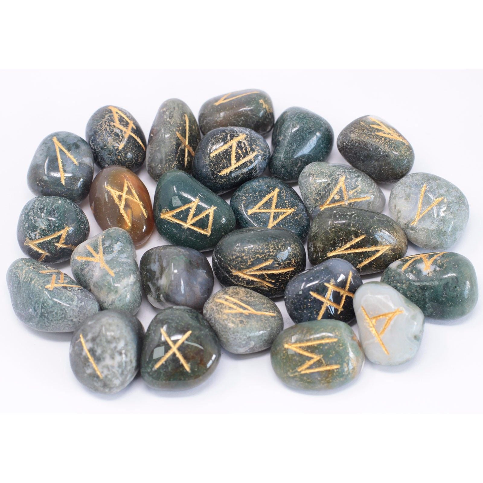 Set de Pierres Runiques en Pochette – Agate Mousse