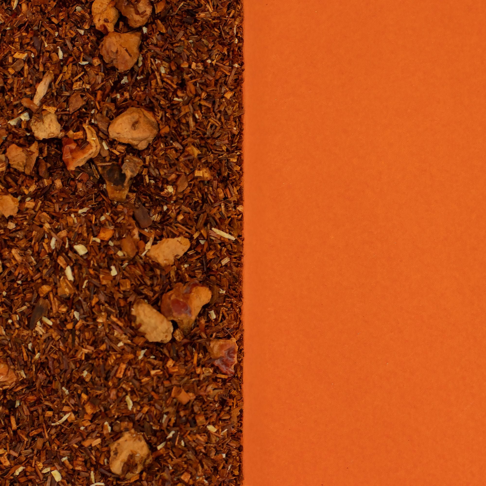 Thé Quatre Royaumes 50g – Infusion Rooibos Pomme Cannelle Noix de Coco | Boîte Métallique