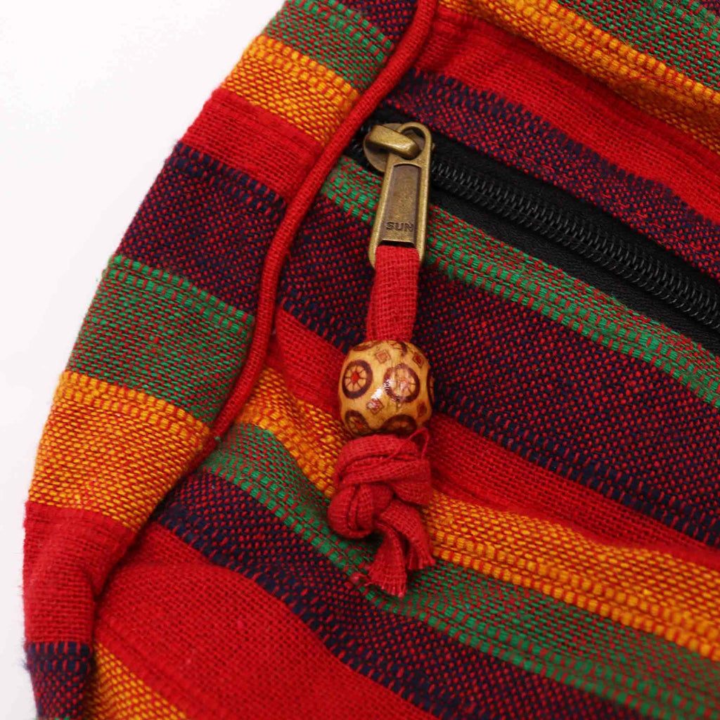 Grand Sac Sling Népalais – Rouges Coucher de Soleil | Sangle Réglable | Artisanal