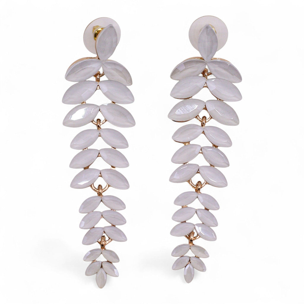 * Boucles d’oreilles longues pendantes en verre vintage – Teinte perle