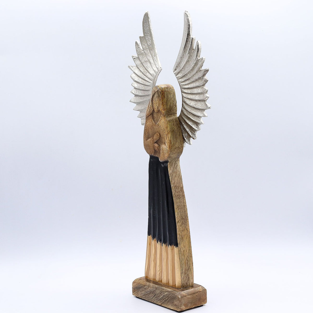 * Grand ange gardien en bois de manguier 40 cm – Ailes en métal et émail noir
