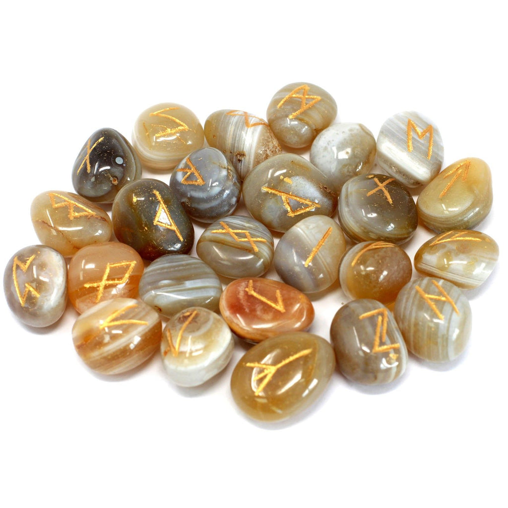 Set de Pierres Runiques en Pochette – Agate Rubée