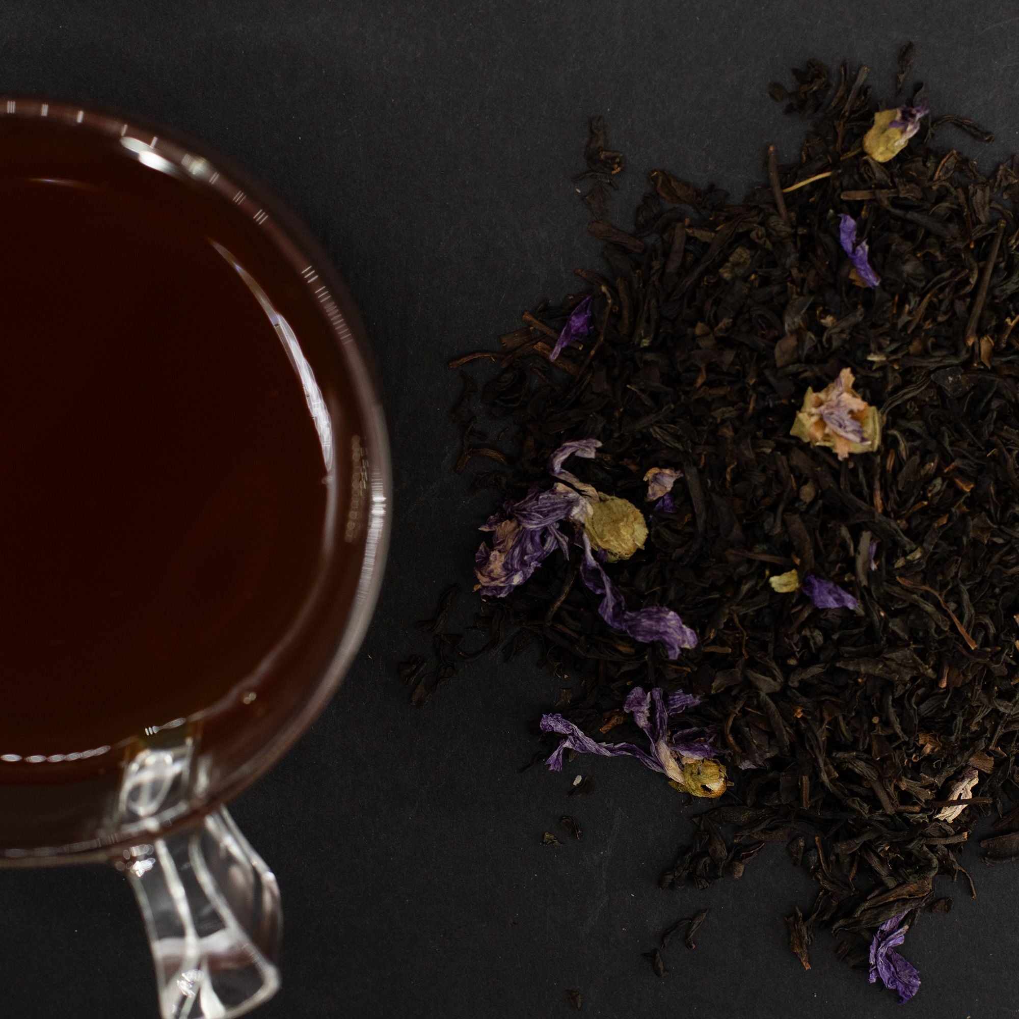 Earl Grey Préféré de Merlin 50g – Thé Noir Bergamote & Fleurs de Mauve | Boîte Métallique