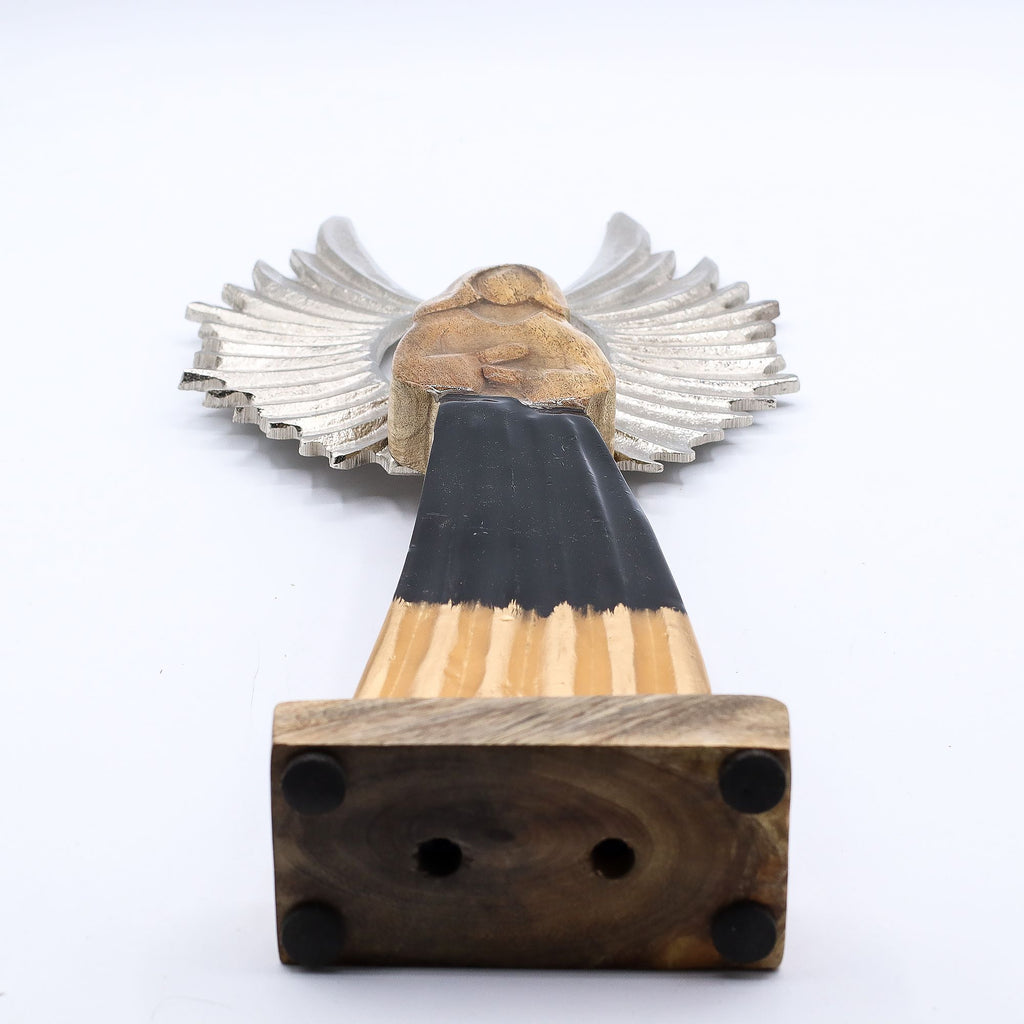 * Grand ange gardien en bois de manguier 40 cm – Ailes en métal et émail noir