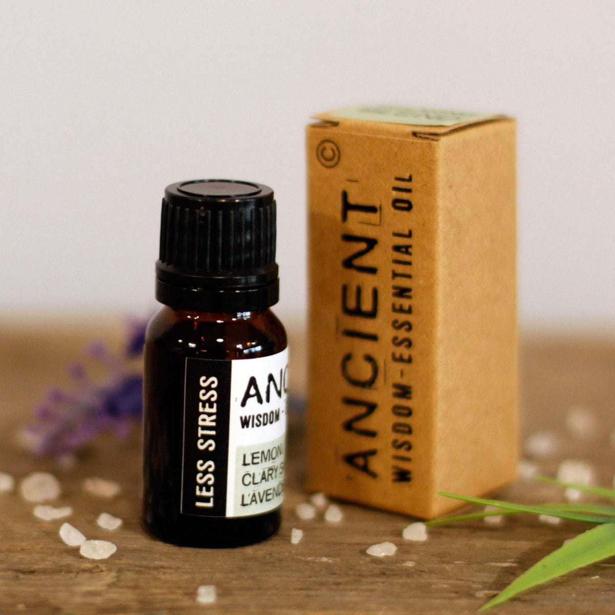 * Mélange d’huiles essentielles Moins de Stress – En boîte – 10 ml