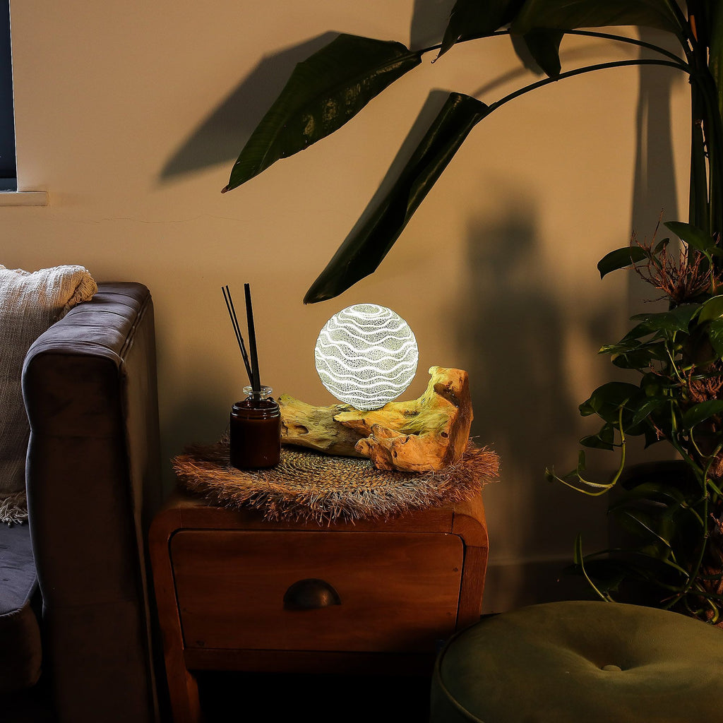 * Lampe DriftGlow en bois flotté, abat-jour Luna gris