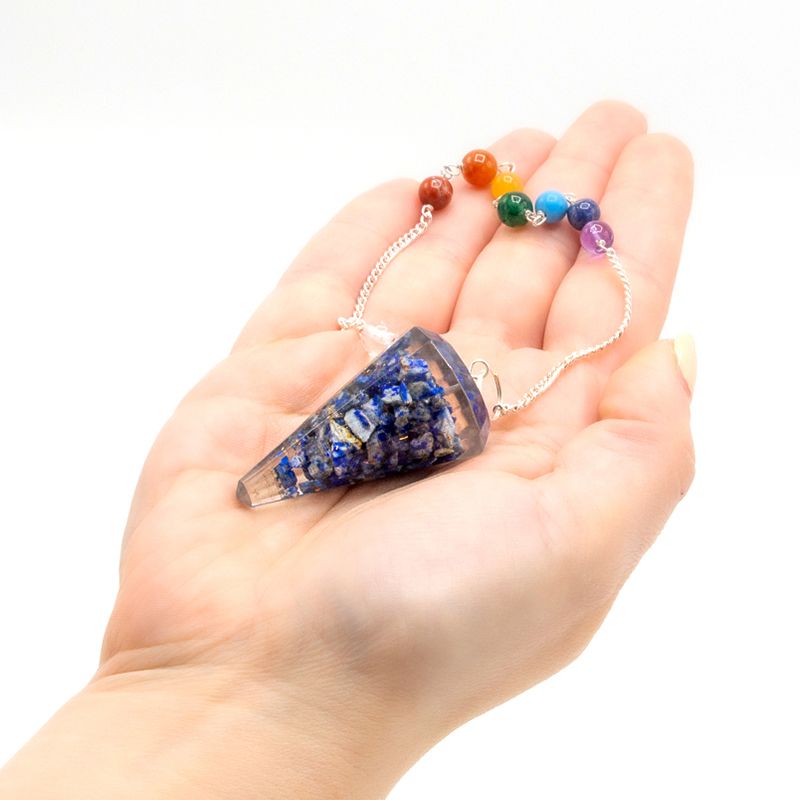 * Pendule chakra en orgonite avec lapis-lazuli