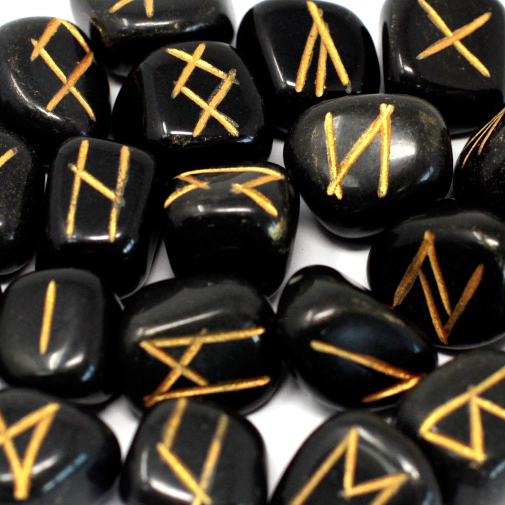 Set de Pierres Runiques en Pochette – Agate Noire