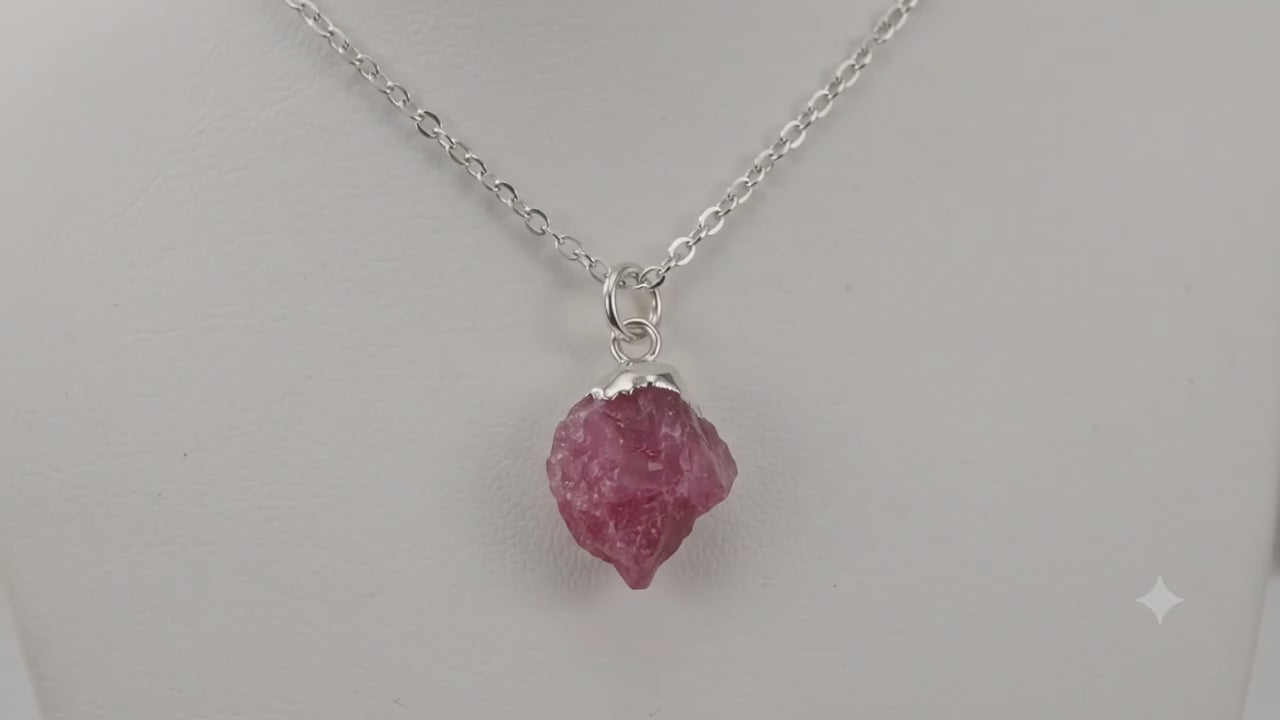 ✨ Collier Argent 925 Poinçon | Cristal Sauvage – Rubis Naturel Brut – Passion, Courage & Énergie Vitale